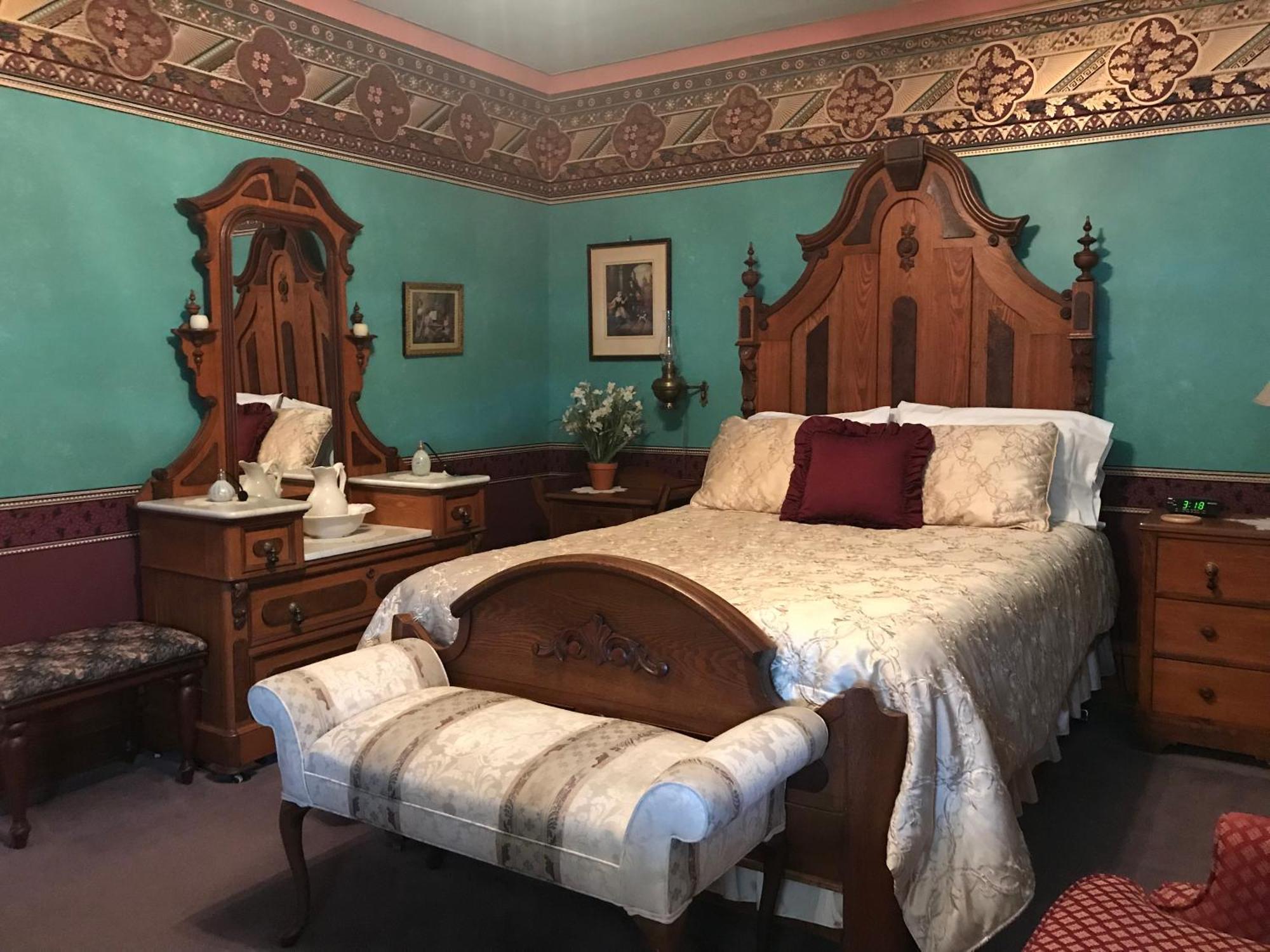 Grand Victorian B&B Inn Bellaire Room photo